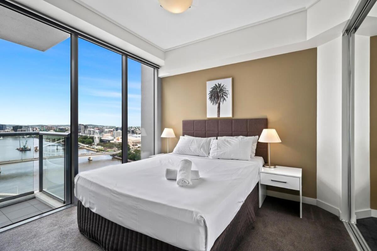 City Living - Brisbane River-View 2 Bedroom Apt Экстерьер фото